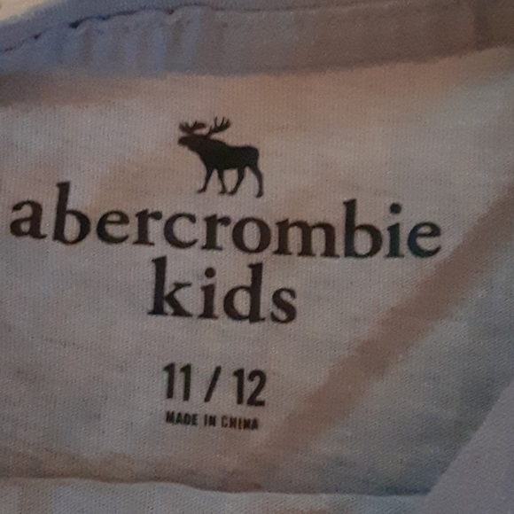 T-shirt - Picture 2 of 3